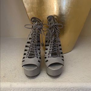 Michael Antonio cage platform heels